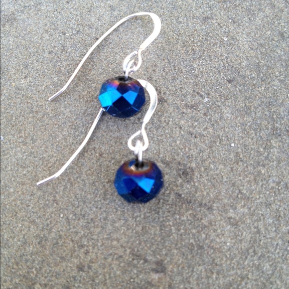 Sterling Silver Earrings w. Sapphire Swarovski. - Picture 4 of 4